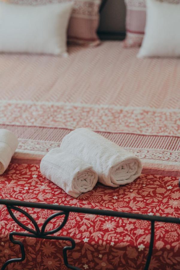 Ti'Justina Country House Rossas エクステリア 写真