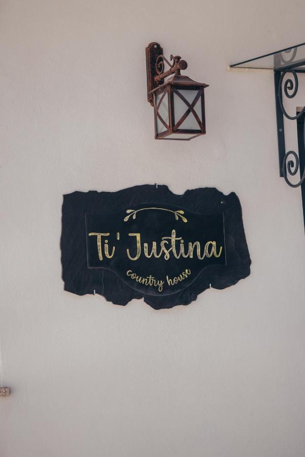 Ti'Justina Country House Rossas エクステリア 写真